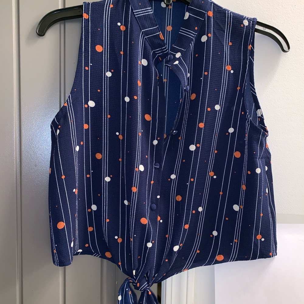 Sleeveless top